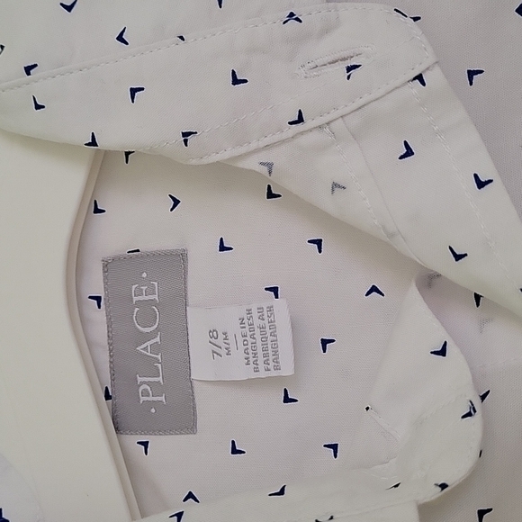 Children's PLACE Boy's print poplin button down shirt, Short Sleeve, Size 7/8 MM - Picture 2 of 5